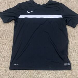 Nike Men's Black and White Short Sleeve Tee